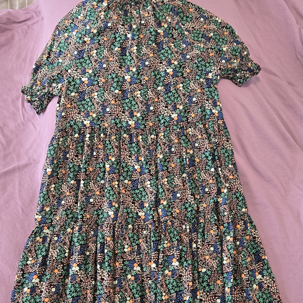 Floral Patterned Dress - Picture 3 of 5